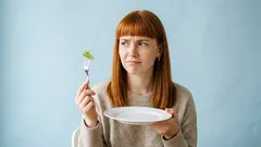 O preço da perda rápida de peso: por que as dietas populares podem ser perigosas